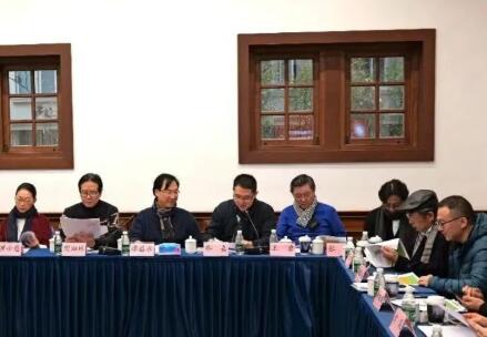 ��41���Ϻ�֮���������ֽ���������ίԱ������ٿ�